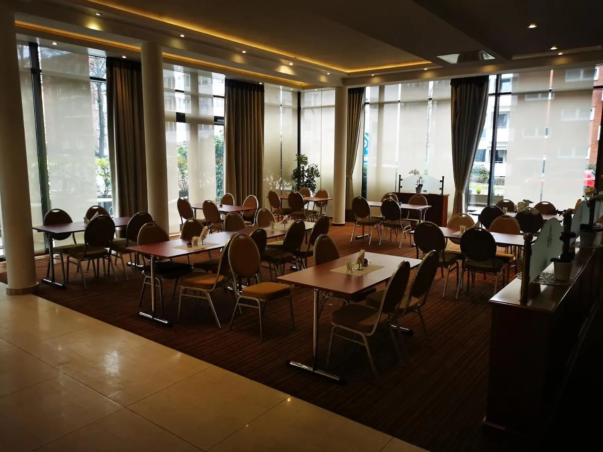 Hotel Hanseatischer Hof Lubeck 4*,  Germany